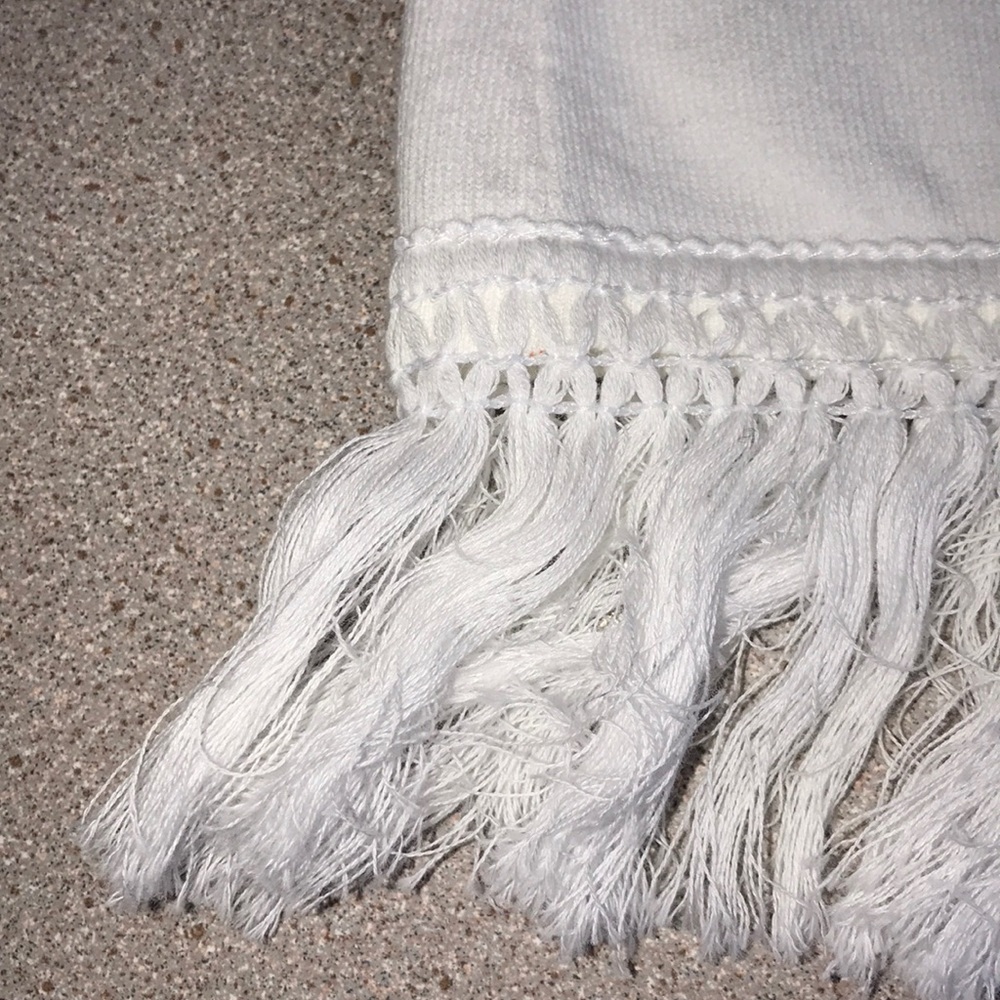 NWT Sail To Sable white sweater w fringe! Sz XS - Picture 2 of 7